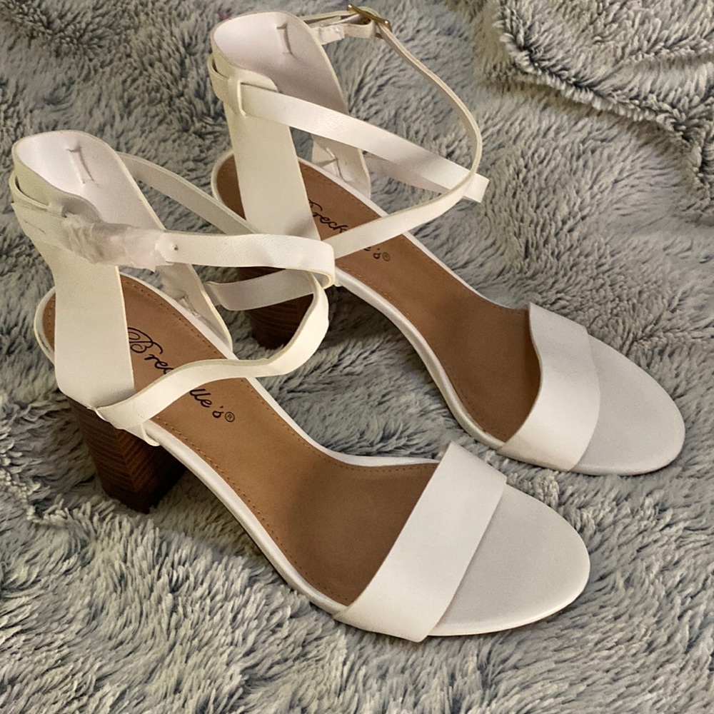 Breckelle’s shoes